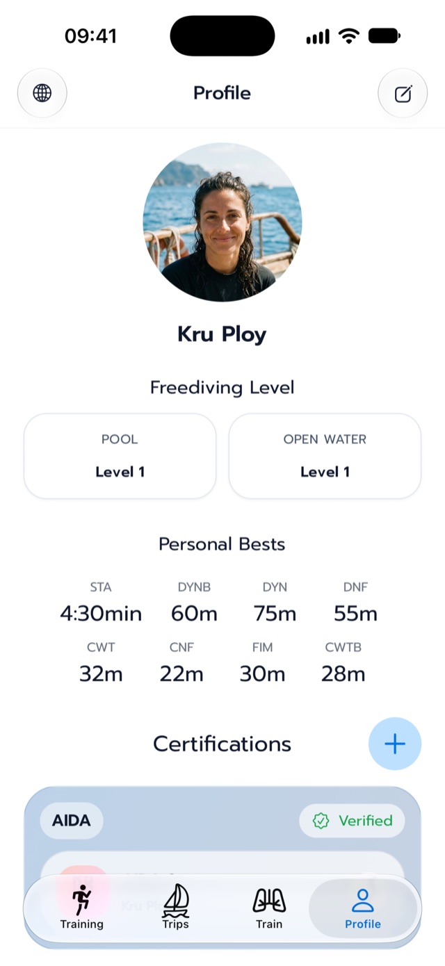Profile with freediving level, personal bests and a verified certification